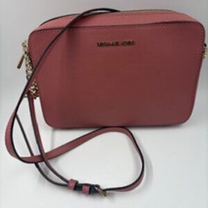 Michael Kors Pink Leather Jet Set Travel Crossbody Bag